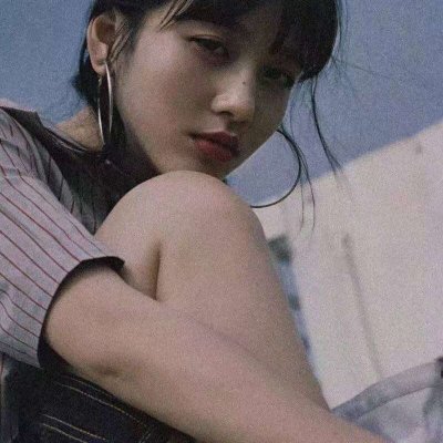 伤感美女图片头像气质