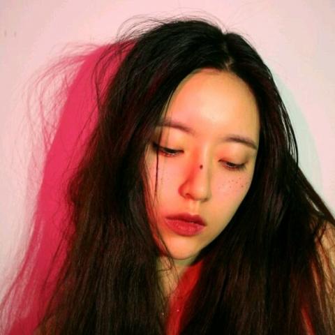唯美意境温柔小众真人头像女生图片