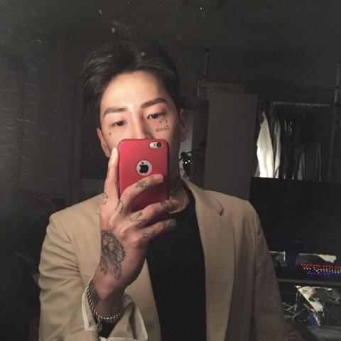 微信头像男生冷酷帅帅哒图片
