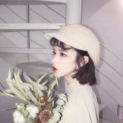 网图女生真人霸气高冷头像