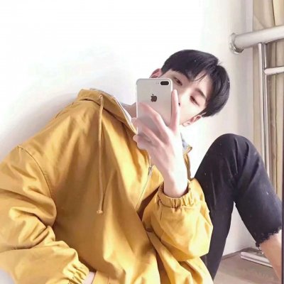 暖色系男生微信头像图片