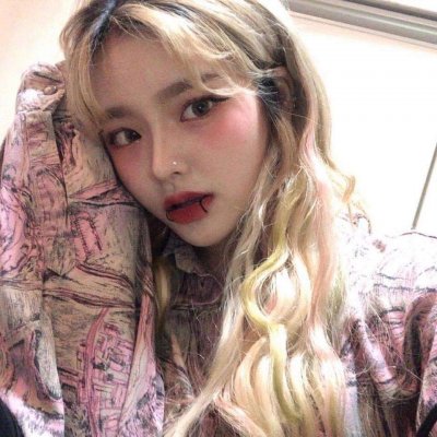 很酷的图片女生头像