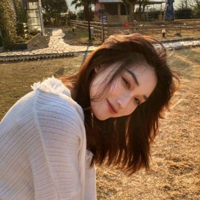 美少女高清无水印头像图片