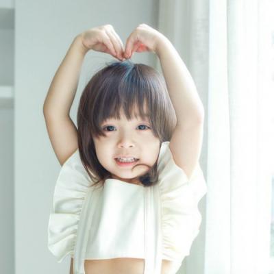 头像女生萌萌哒简单可爱小女孩