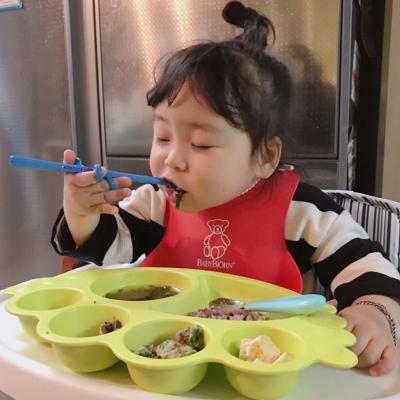头像女生萌萌哒简单可爱小女孩