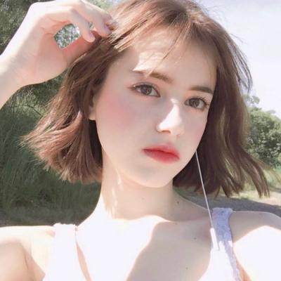 2025最火欧美范儿头像女生高清图片