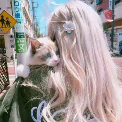 2025最火欧美范儿头像女生高清图片
