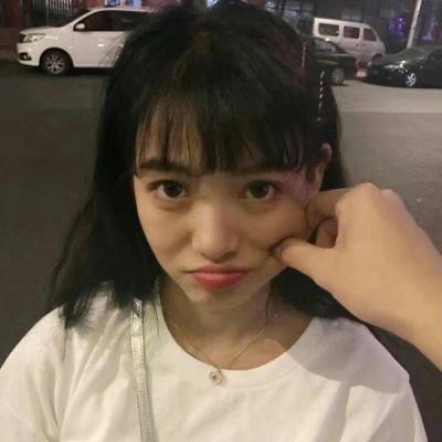 真人头像露脸素颜女生高清图片