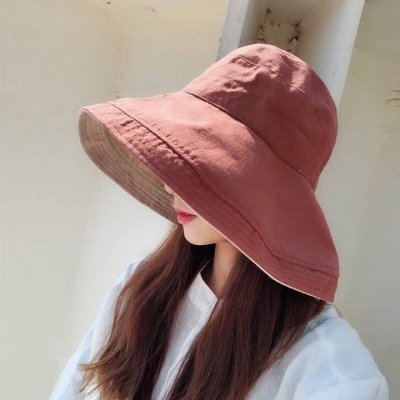 时尚气质女生戴帽子头像图片