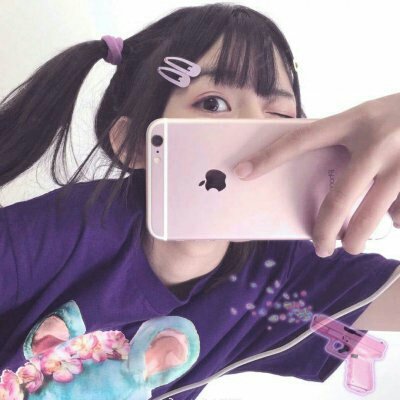 女生手机挡脸头像