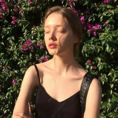 女生欧美高冷头像图片
