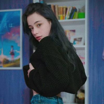 女生欧美高冷头像图片