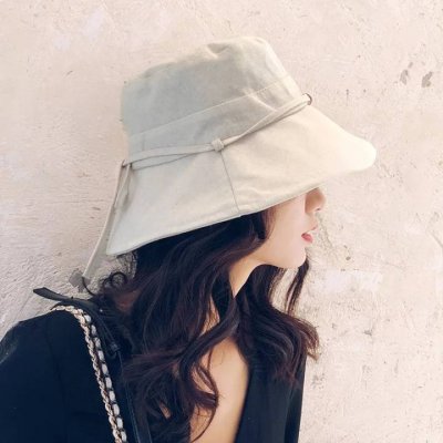 时尚气质女生戴帽子头像图片
