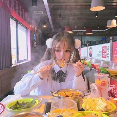 高清吃货女生头像图片