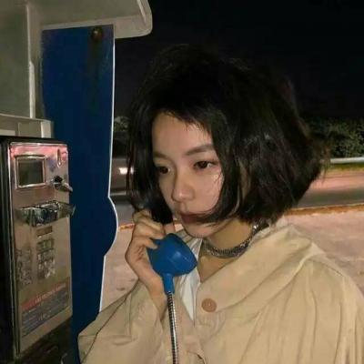 冷酷有深意的女生头像