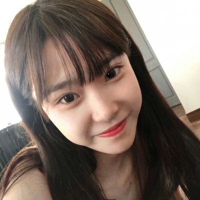 齐刘海微信美女头像图片