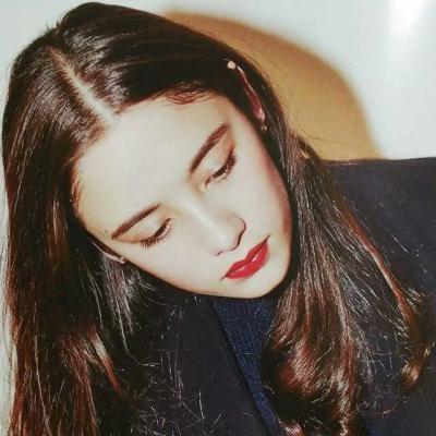 女生欧美高冷头像图片