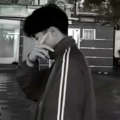 头像男生霸气冷酷黑白图片