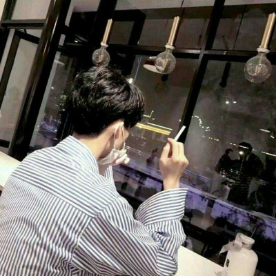 男生头像衬衫不露脸