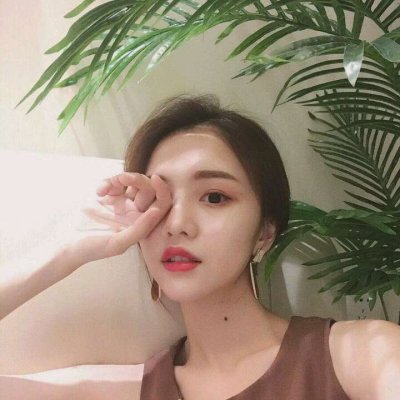 2025最新时尚女生气质头像图片