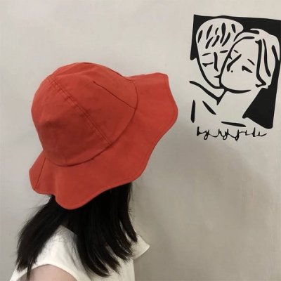 时尚气质女生戴帽子头像图片