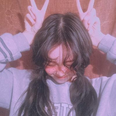 2025最火欧美范儿头像女生高清图片