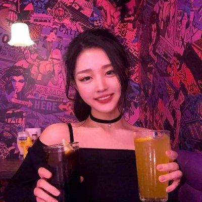 高清吃货女生头像图片