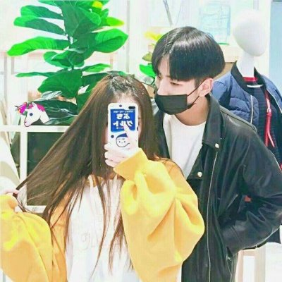 头像情侣真人打情骂俏图片