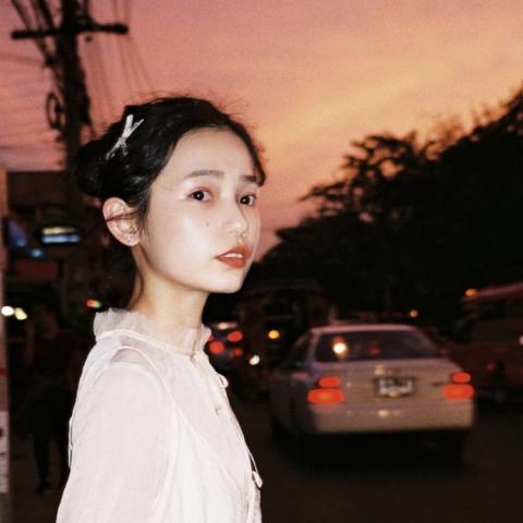 可爱型美女网图头像清晰无水印