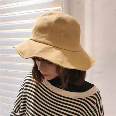 时尚气质女生戴帽子头像图片