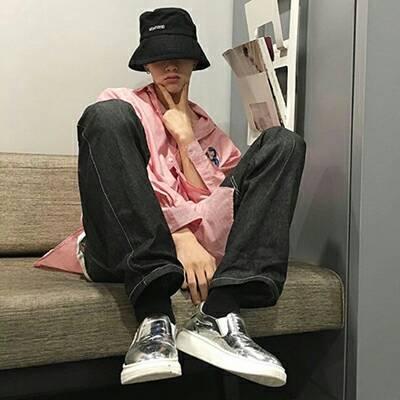 男生帅气高冷个性微信头像