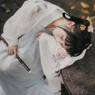 清新唯美精致女生古风头像图片