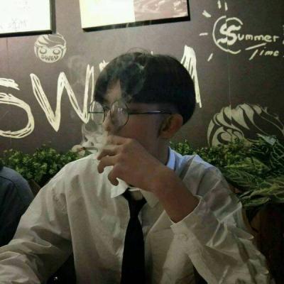 男生帅气高冷个性微信头像