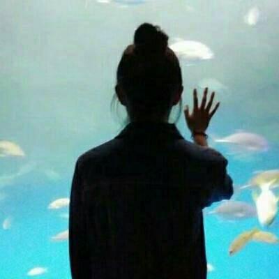 唯美情侣背影头像一对两张清新图片
