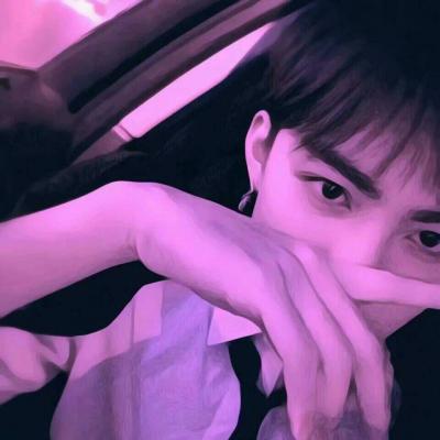 男生帅气高冷个性微信头像