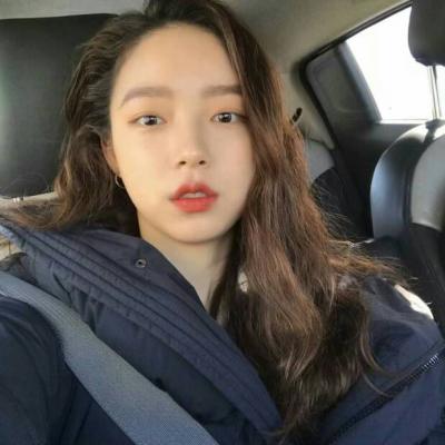 时尚气质头像女高清图片