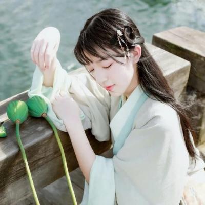 清新唯美精致女生古风头像图片