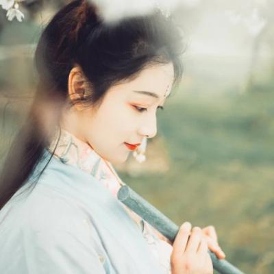 清新唯美精致女生古风头像图片