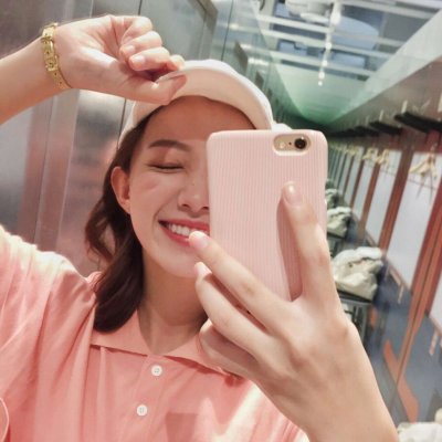 戴帽子酷帅头像女生高清图片