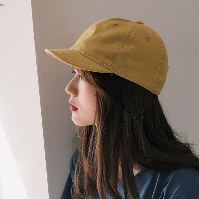 戴帽子酷帅头像女生高清图片