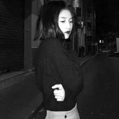 黑白头像女生高冷霸气图片