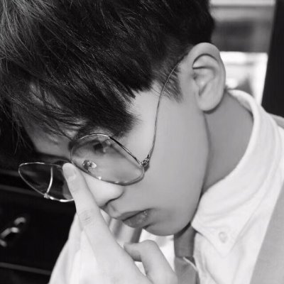 帅气男生高富帅的头像真人图片