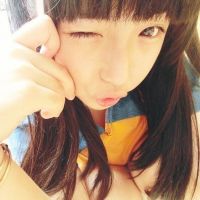 圆脸齐刘海适合的发型图片女生头像