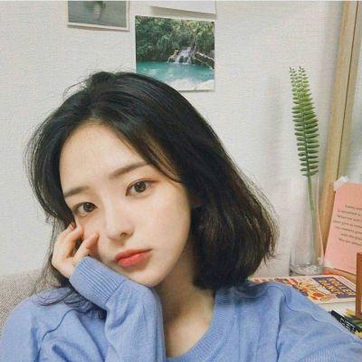 真人单人女头蓝色系图片