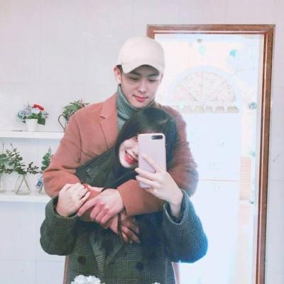 微信情侣头像手机控一对
