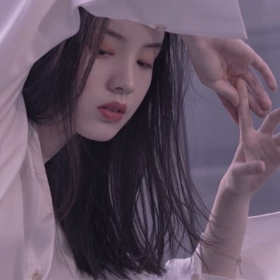 酷酷的头像女伤感