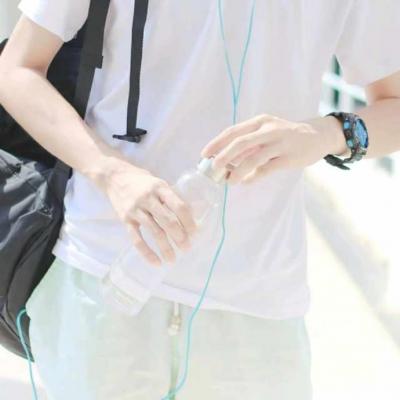 微信头像男生小清新阳光帅气