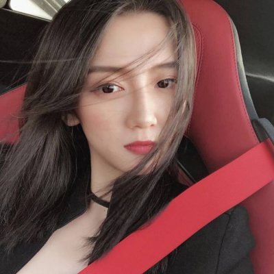 红色高清女头有气质的真人图片