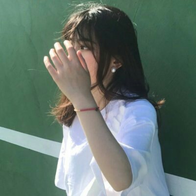 绿色系高清头像女生图片