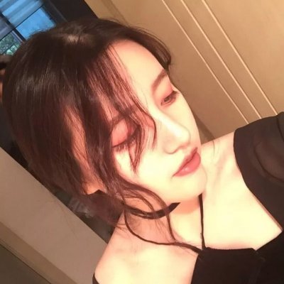 超酷有气质女头像